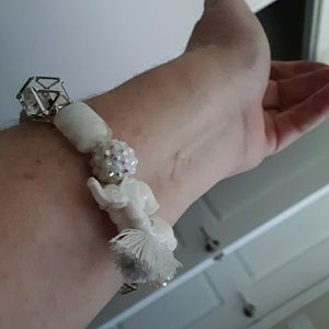 New White Elephant bracelet w magnetic clasps